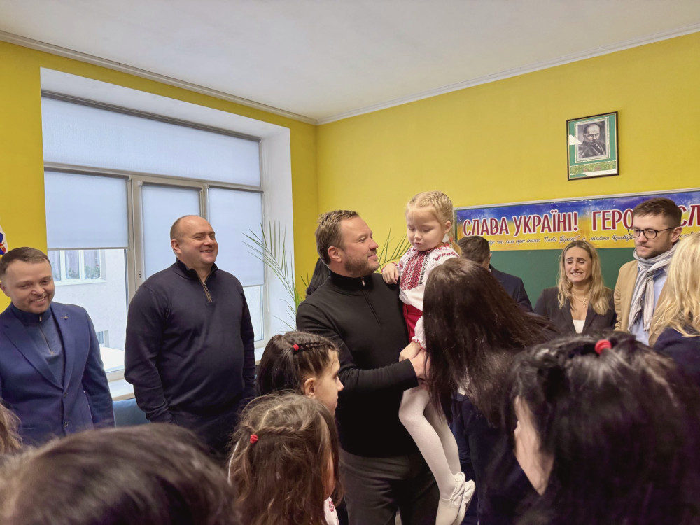 10031 image for slide