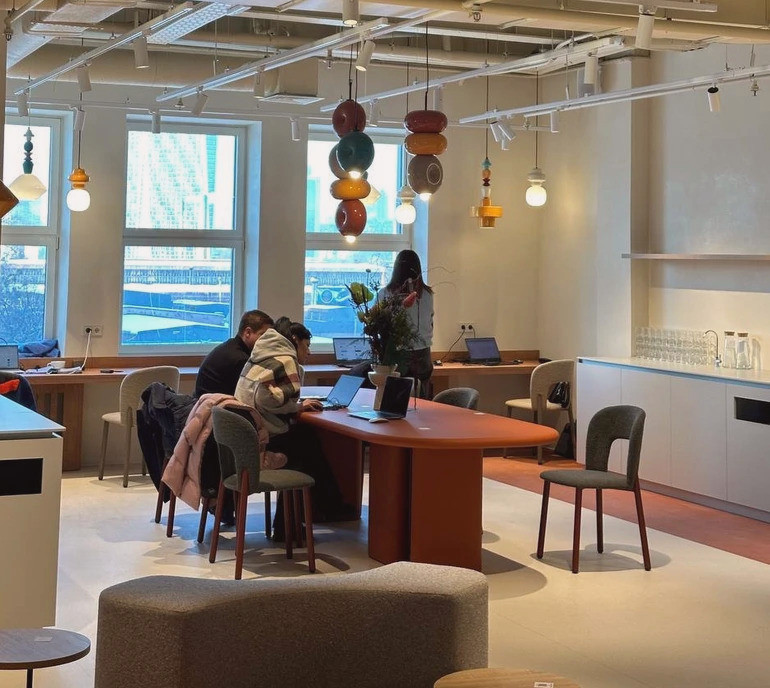 10040 image for slide