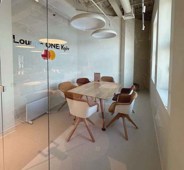 10042 image for slide