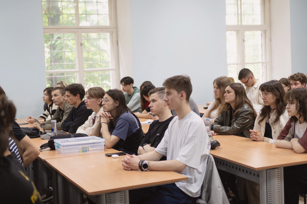 5456 image for slide