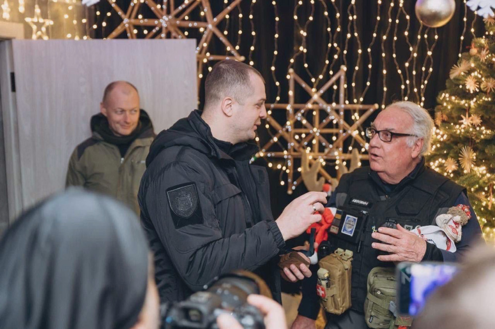 9897 image for slide